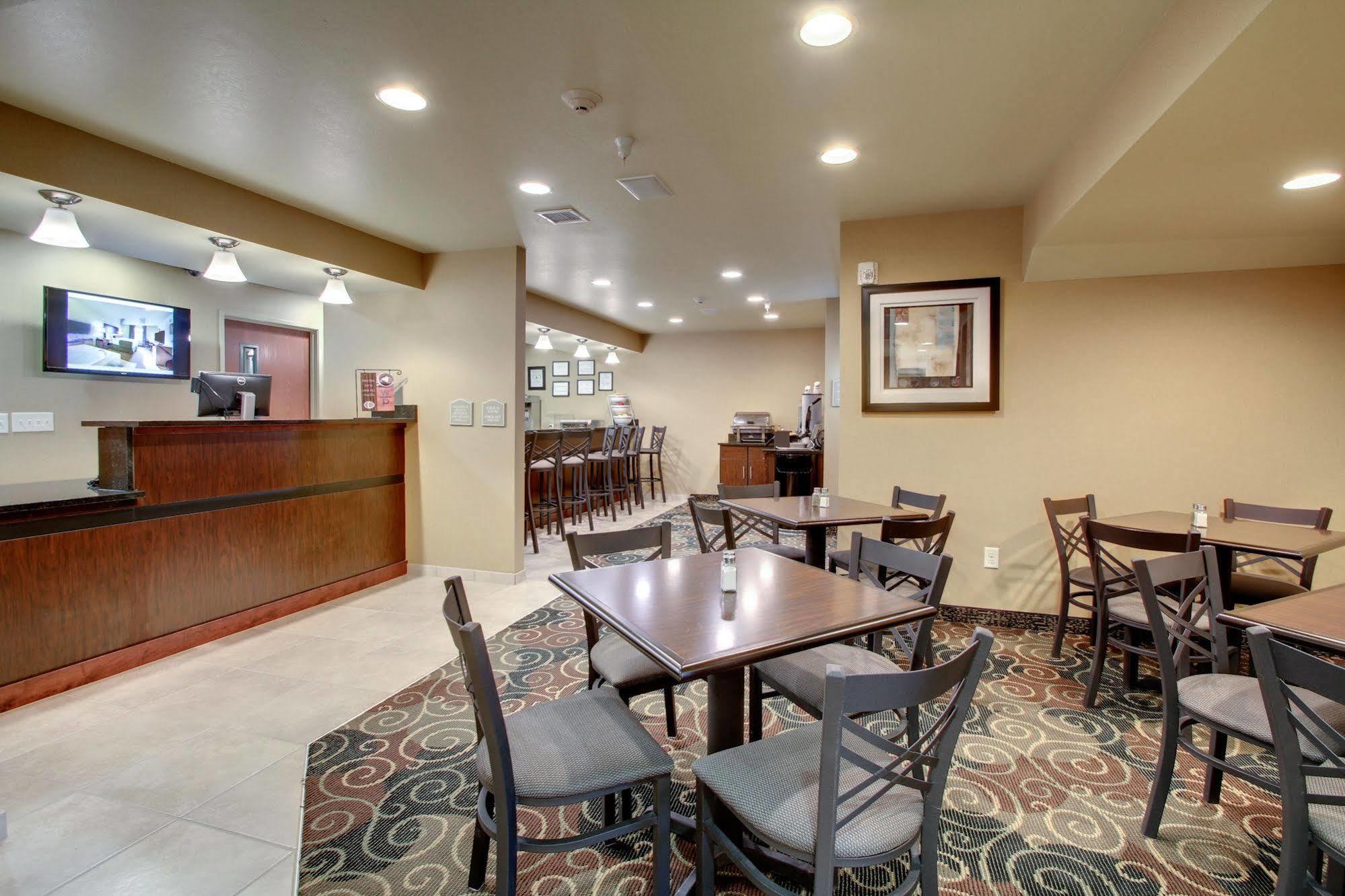 Cobblestone Inn & Suites - Schuyler 外观 照片