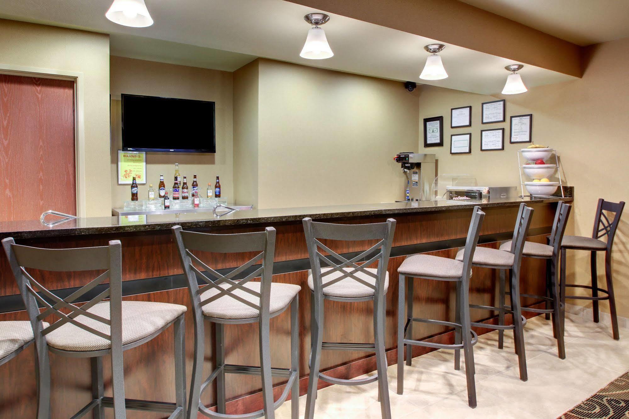 Cobblestone Inn & Suites - Schuyler 外观 照片
